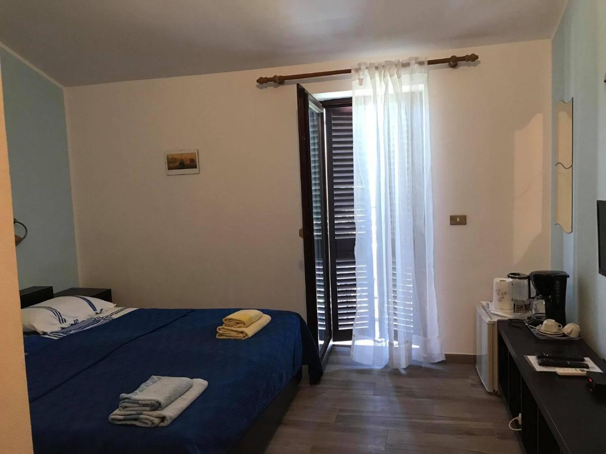 Draga Rooms Njivice Exterior photo